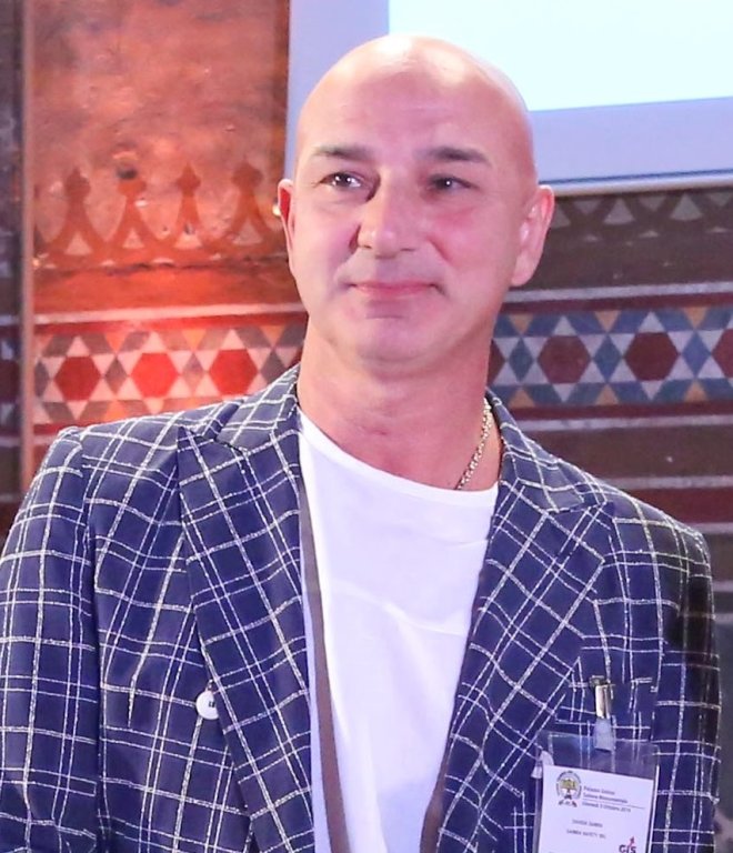 https://www.fierabolzano.it/uploads/blocks/images/davide_gamba1_ap2q_i3rx_l.jpg